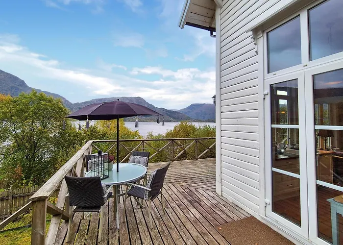 Front In With House Sea View Holiday home