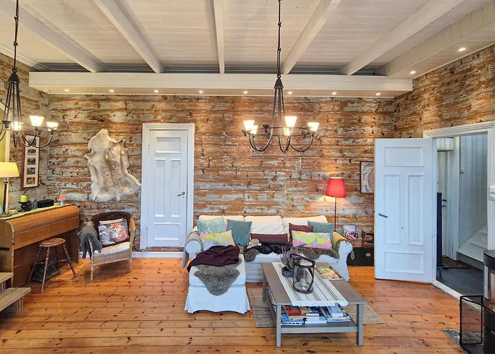 Front In With House Sea View Holiday home Vaksdal