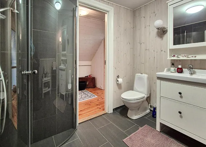 Front In With House Sea View * Vaksdal