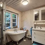 Holiday home Front In With House Sea View